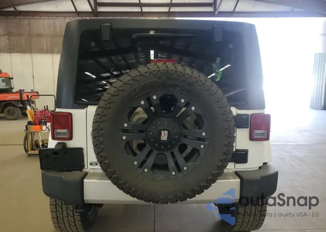 2015 Jeep Wrangler Unlimited Sahara из США, поврежденный, VIN 1C4HJWEG7FL684092